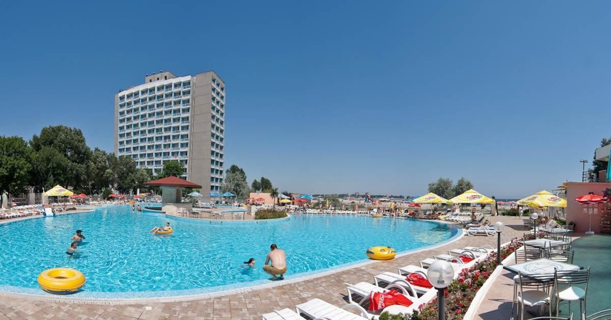 Отель Hotel Balada Сатурн-7